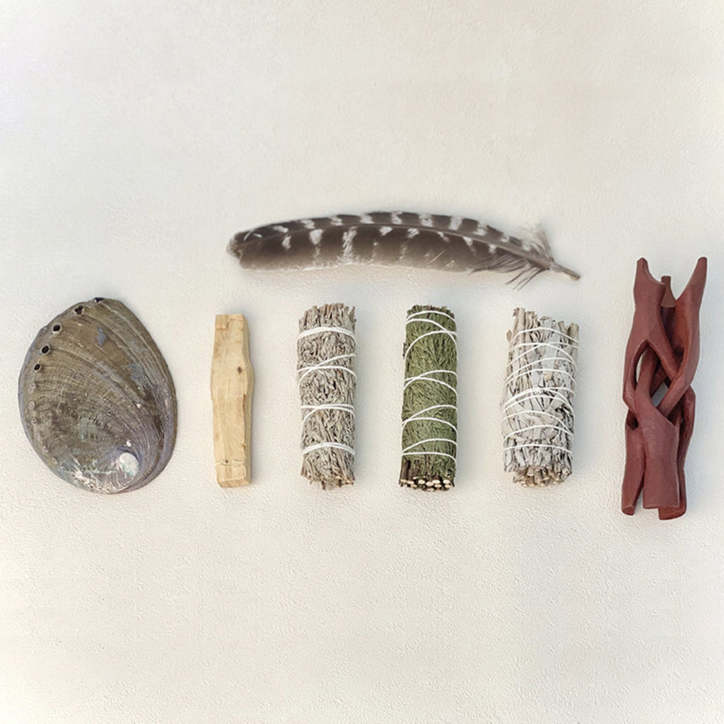 Sage Stain Kit, Smudging Kit- White Sage, Blue Sage, Cedar, Palo Santo, Abalone Shell, Tripod and Feathers! Aromatherapy Meditation Kit