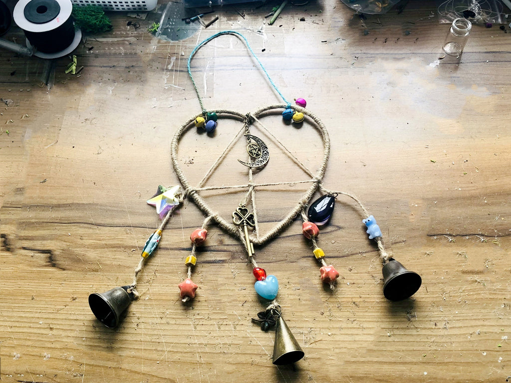 Heart Bell for Hanging, Rustic Protection Bells on Hemp Jute Rope, Witch's Bells, Simple Hanging Bells for Christmas Tree Decor