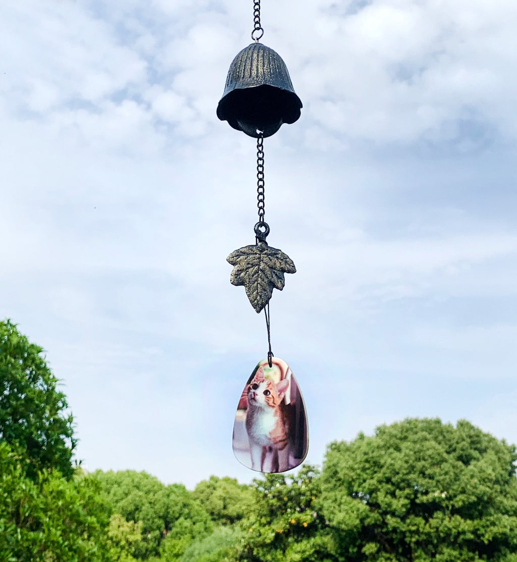 Personalized Pet Memorial Wind Chimes,  Custom Wind Chime Bells, Hanging Witch Bells with Wood Sign, Pet Loss Gifts, Dog Memorial Gifts