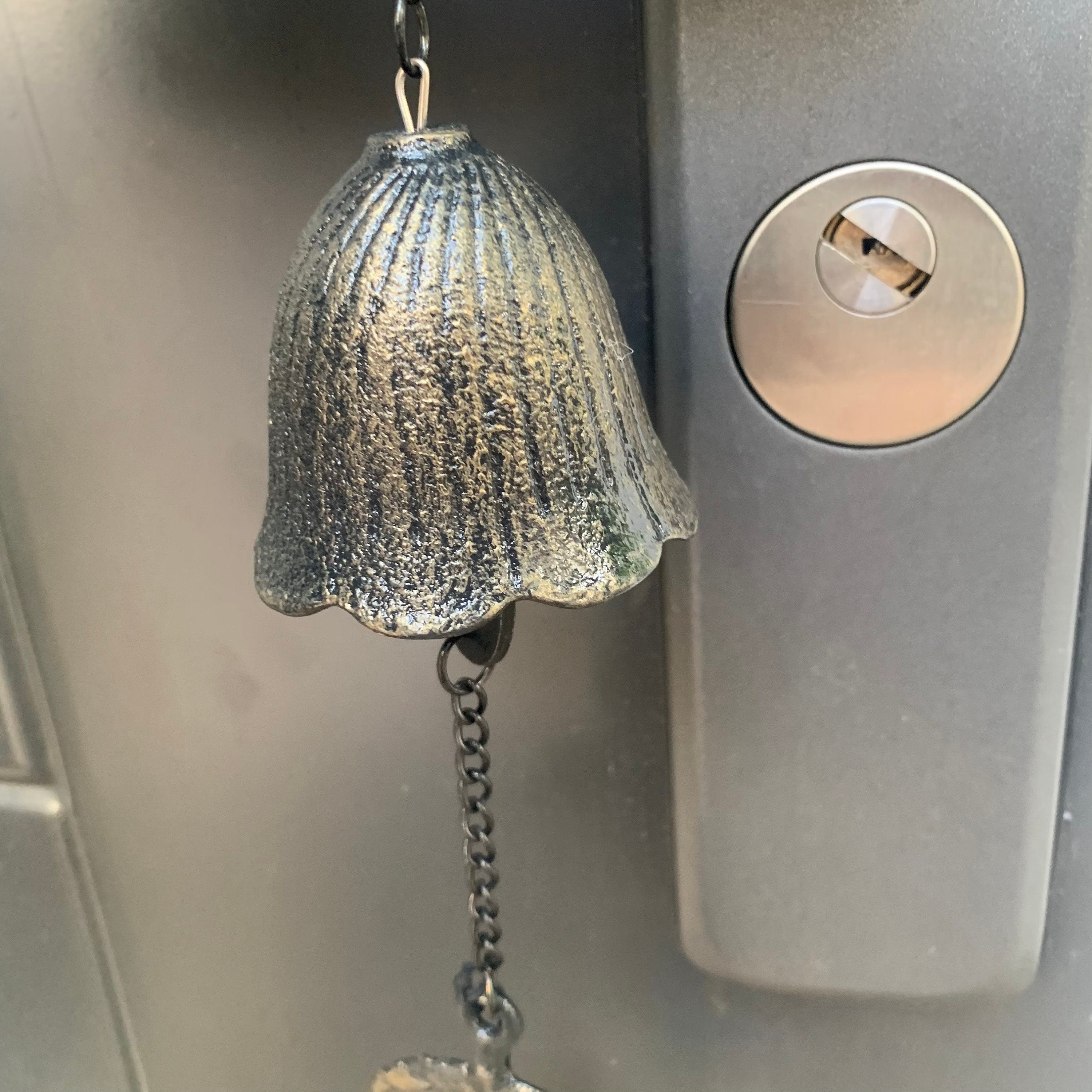 Personalized Pet Memorial Wind Chimes,  Custom Wind Chime Bells, Hanging Witch Bells with Wood Sign, Pet Loss Gifts, Dog Memorial Gifts