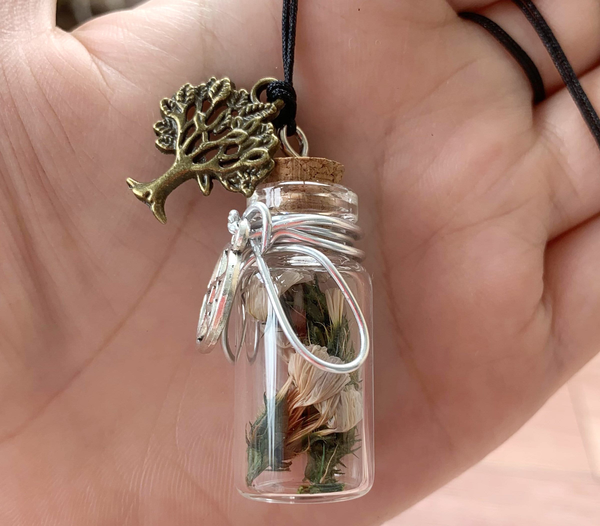 Witchcraft Necklace, Spell Jar Necklace, Spiritual Focus Spell Necklace, Spell Bottle Necklace, Witchy Jewelry, Pagan Necklace, Witchy Gifts