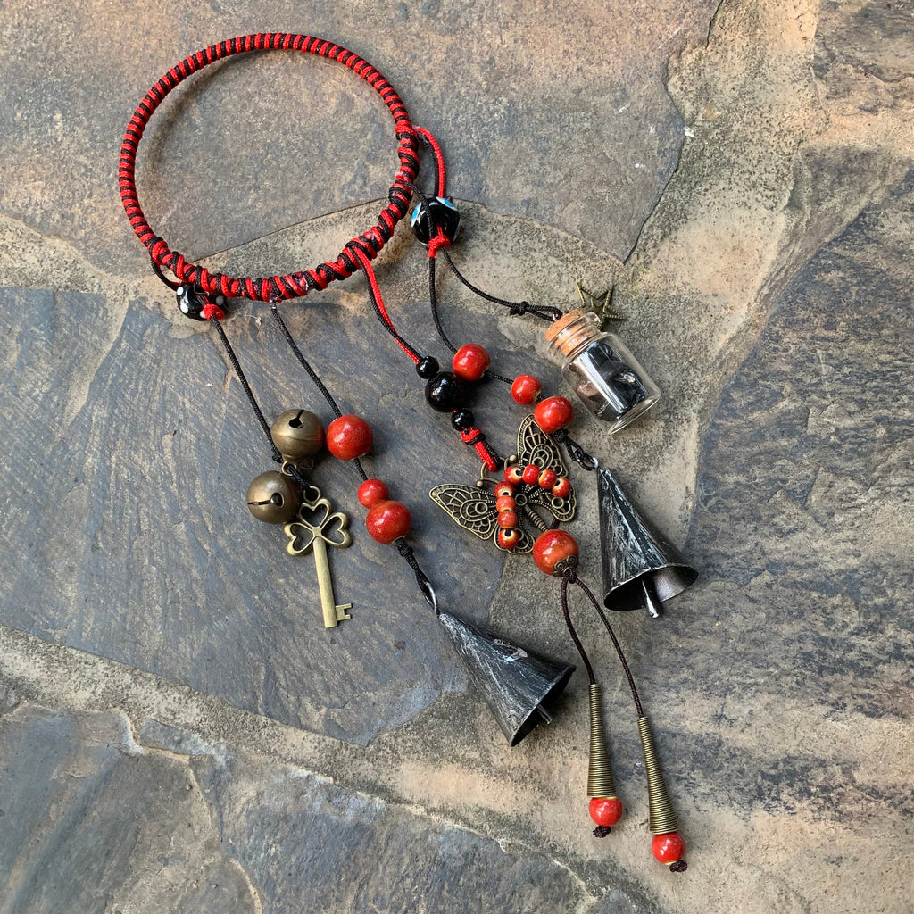 Witch Bells Wreath, Witch Bells for Door Protection, Witch Bells for Door Knob, Doorknob Protection Bell, Wreath Wind Chimes,Witchcraft