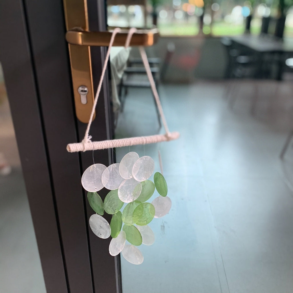 Round Shell Mobile Chime, Green Windchime  Come With Wall Stand, Beach Wind Chime, Garden Hanging Decoration, Housewarming Gifts