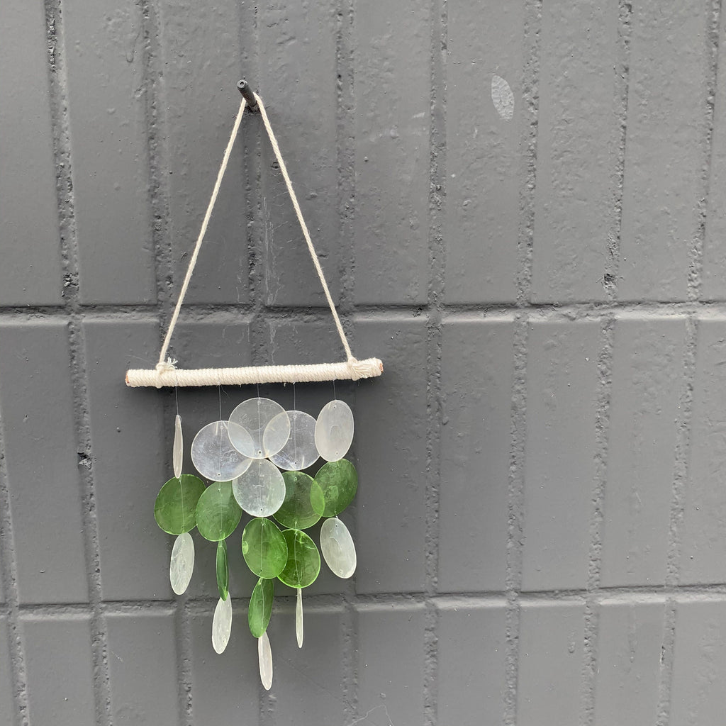 Round Shell Mobile Chime, Green Windchime  Come With Wall Stand, Beach Wind Chime, Garden Hanging Decoration, Housewarming Gifts