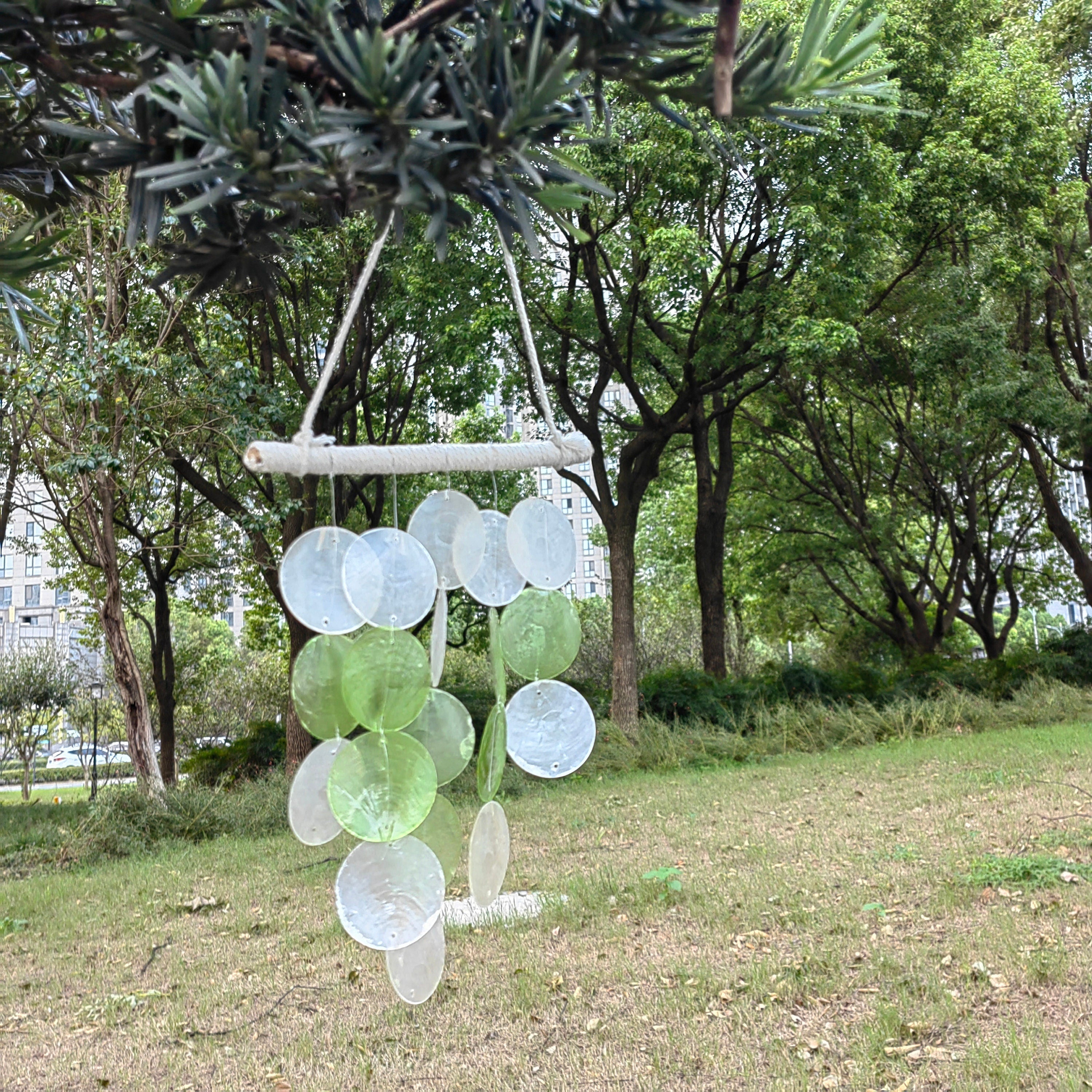 Round Shell Mobile Chime, Green Windchime  Come With Wall Stand, Beach Wind Chime, Garden Hanging Decoration, Housewarming Gifts