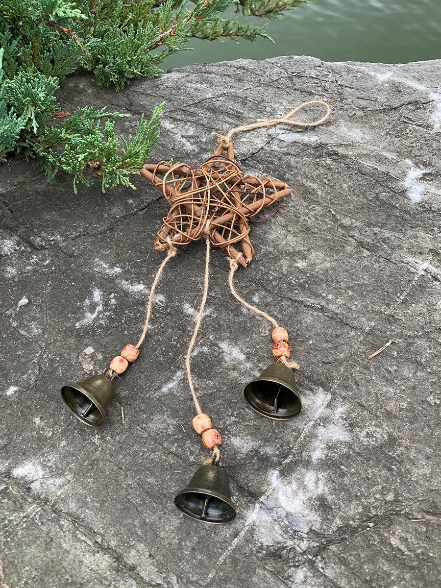 Pentagram Witch Bells for Home Protection, Hanging Wicca Bells for Door Knob, Handmade Pagan Protection Charm for Doors, Pagan Decor