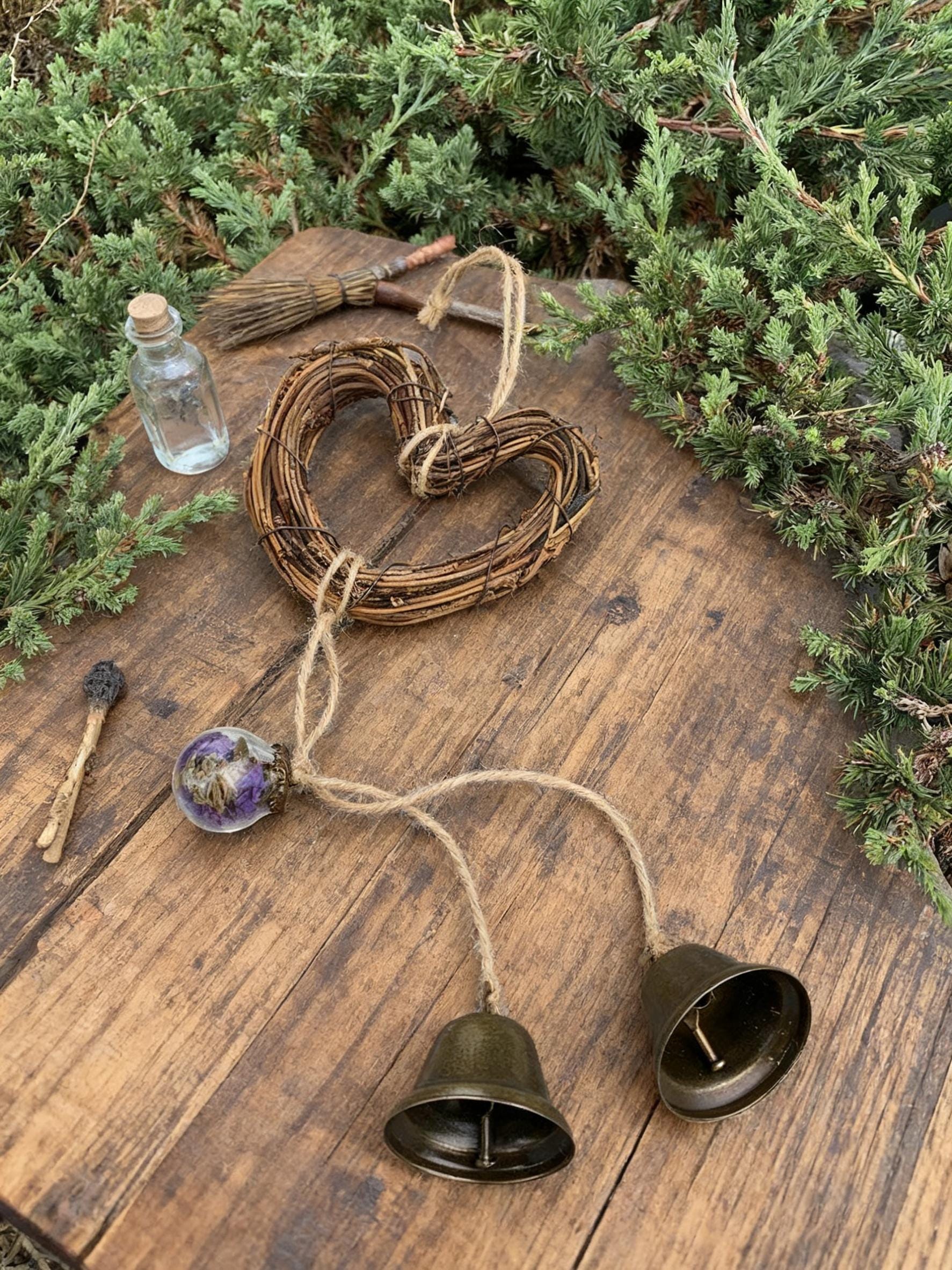 Love Heart Wreath Witch Bells for Door Knob, Handmade Witchcraft Amulet for Home Protection, Witch Bells for Halloween, Gift for Witches