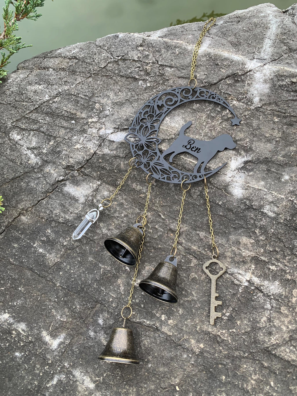 Personalized Name Beagle Witch Bells, Custom Dog Lover Protection Charm for Home & Porch, Witch Bells for Beagle Lovers, Gift for Dog Lovers