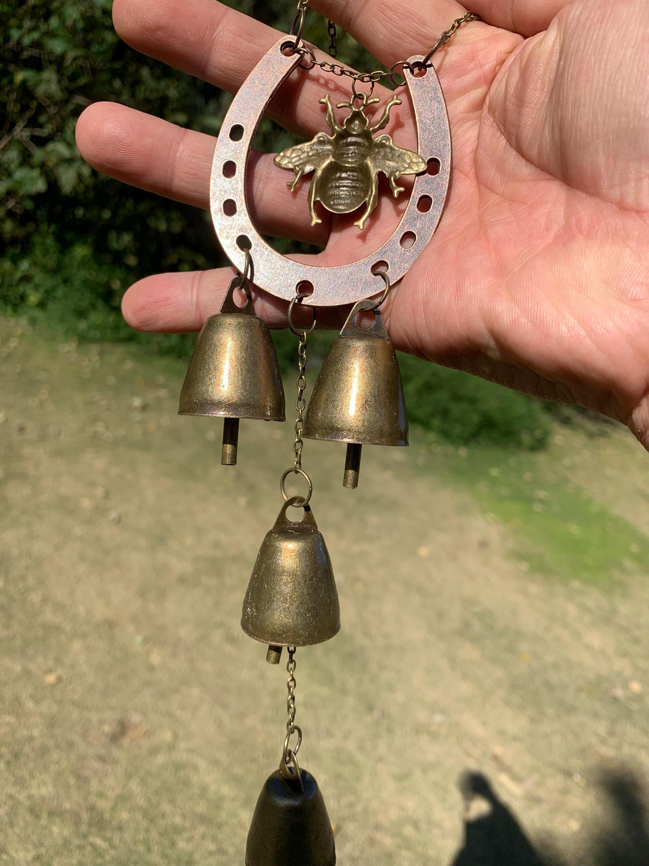 Outdoor Witches Bells with Horseshoe and Bee Charm for Home Protection